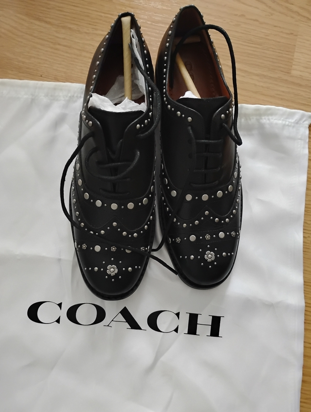BRAND NEW Coach Black Leather Oxfords Shoes with Silver Accents